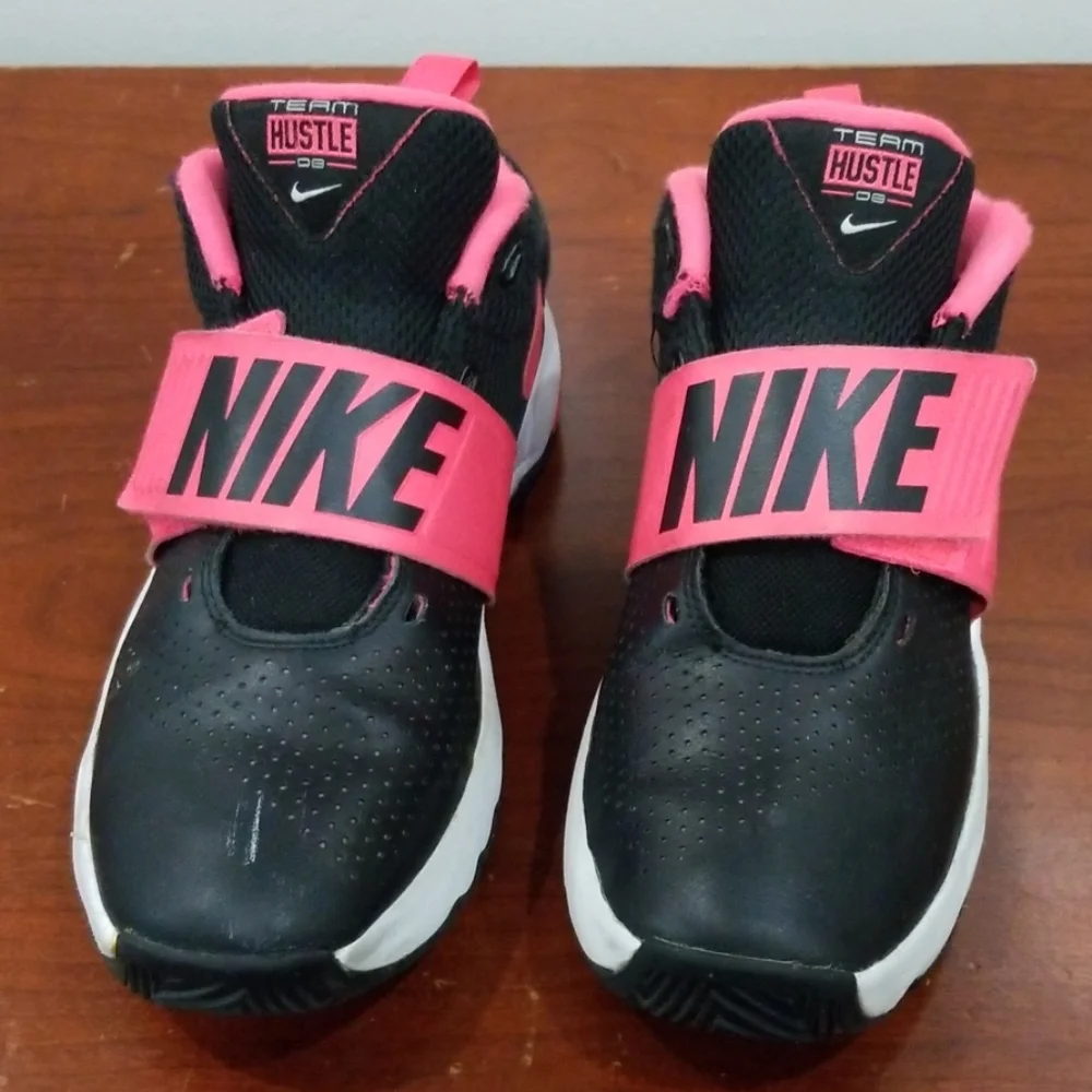 Nike  black, pink and white girls